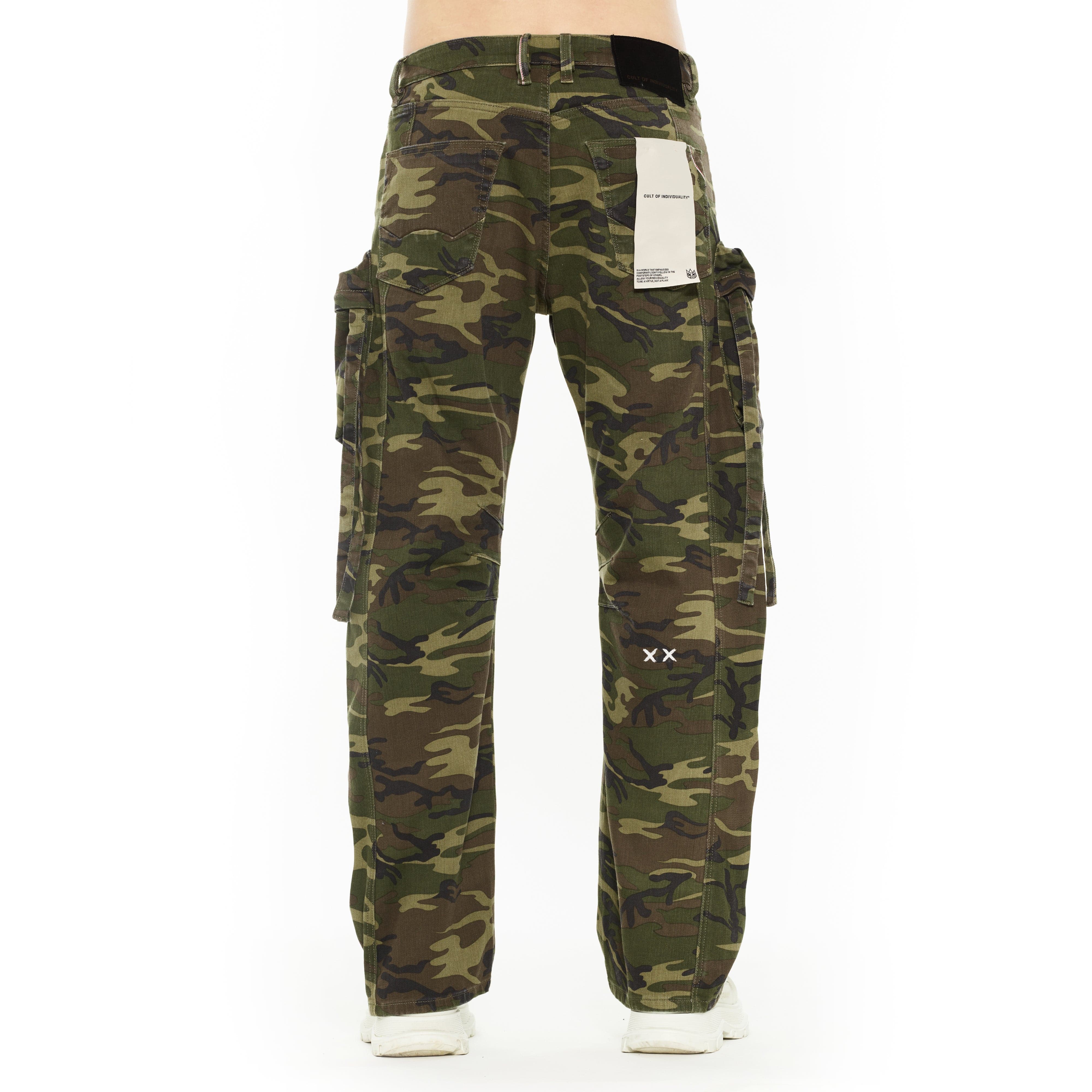 Cult's Grunge Baggy Cargo 610 Jeans in Camo - Image 3