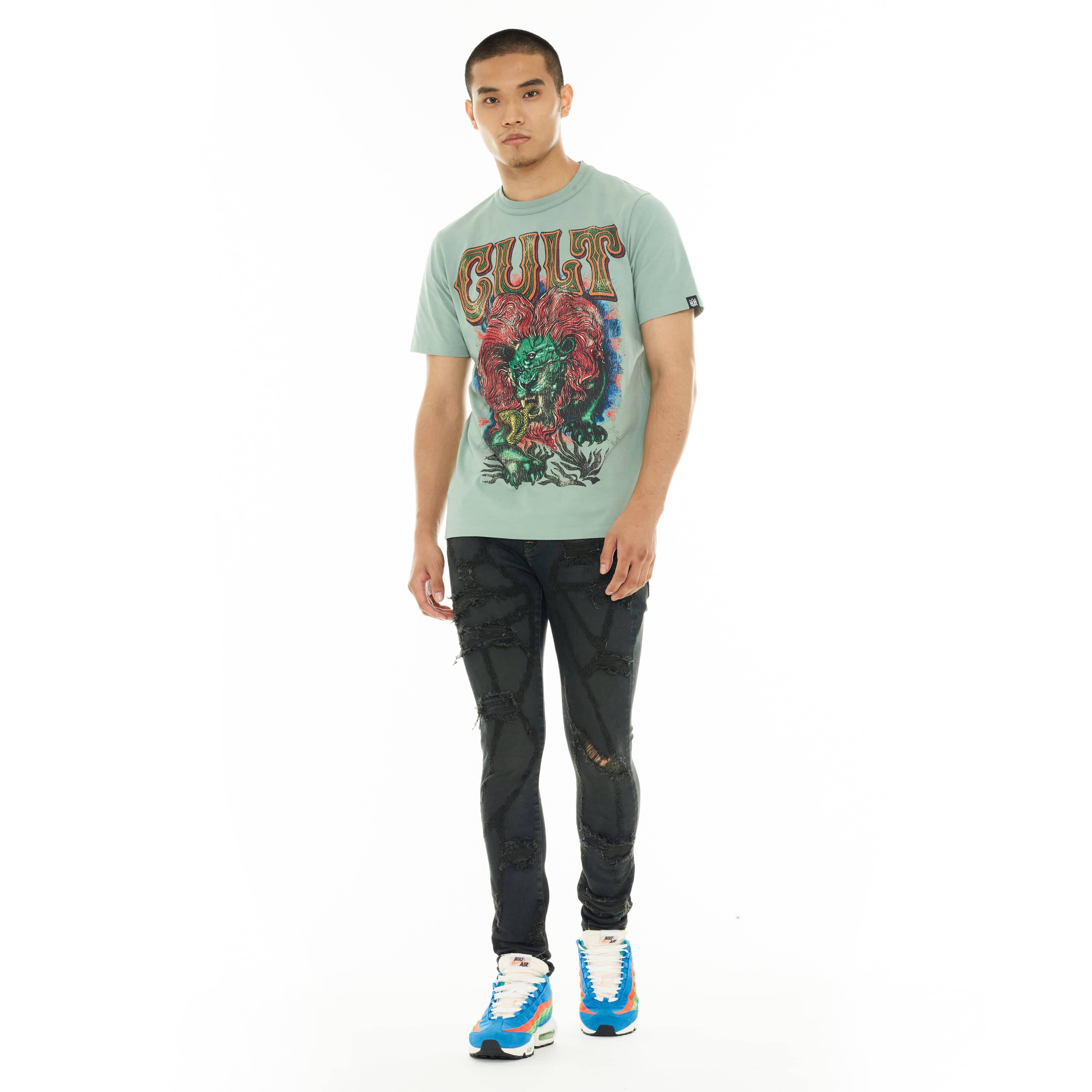 Cult's Heavyweight Short Sleeve Crew Neck Tee "Lion" in Granite Green - Image 5