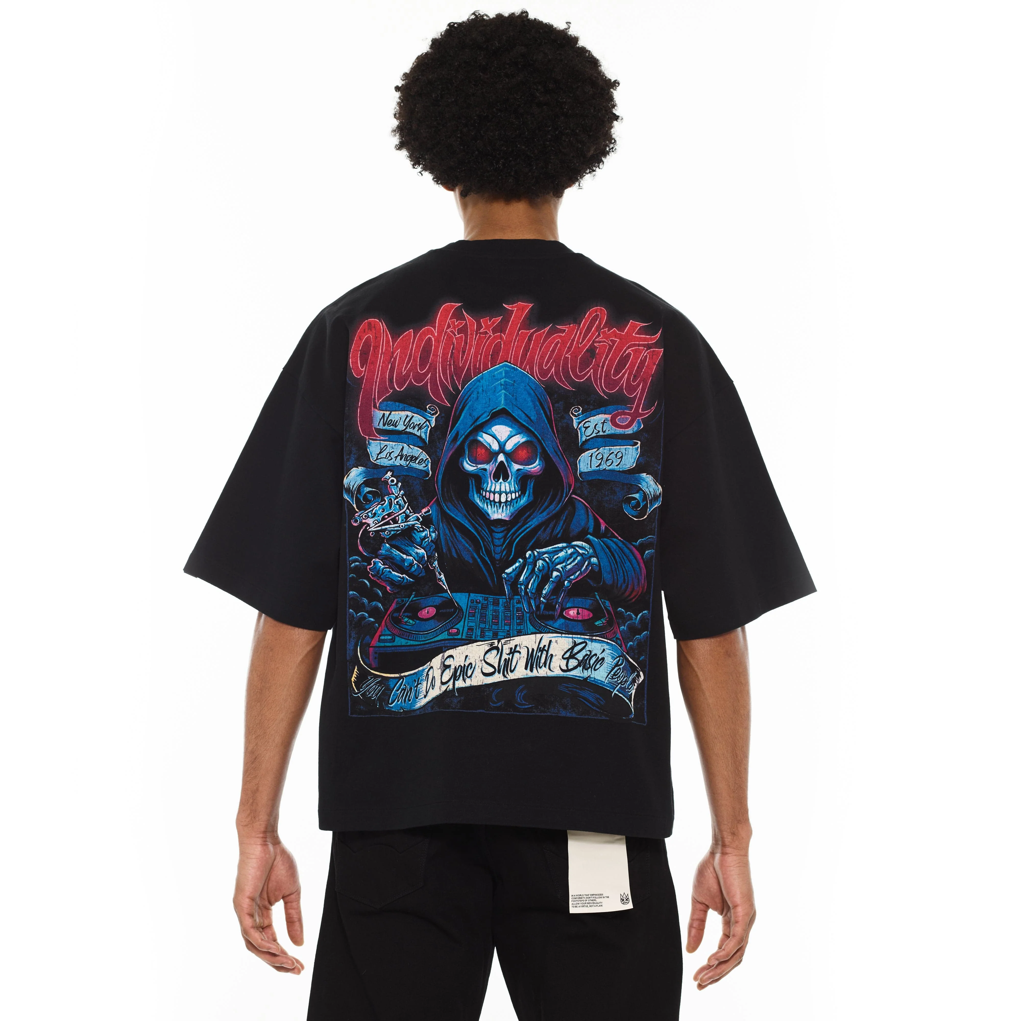 Cult's Oversized Heavyweight Boxy Fit Short Sleeve Crew Neck Tee "Epic Shit" in Black - Image 3