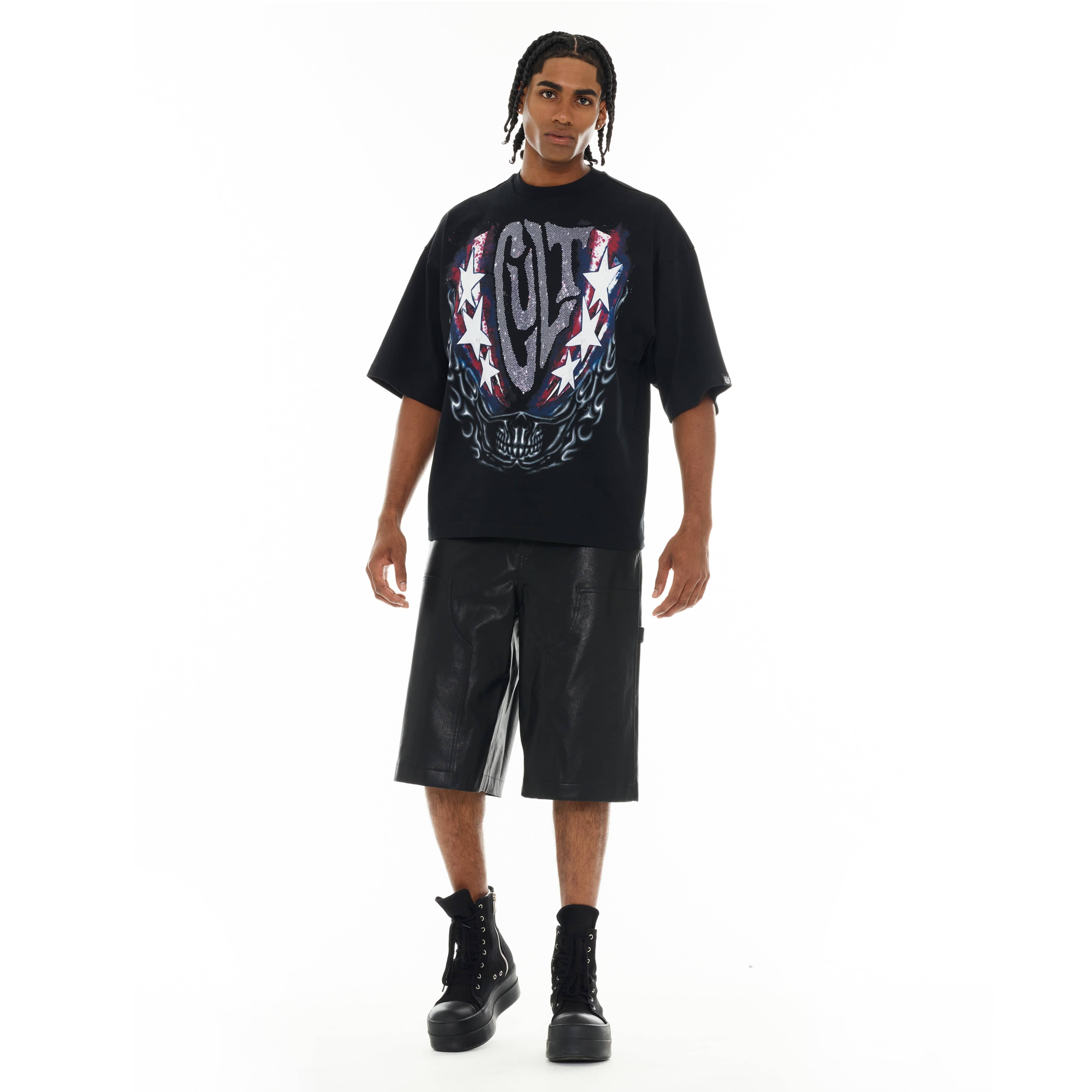 Cult's Oversized Short Sleeve Crew Neck Tee "Living The Dream" in Black - Image 5