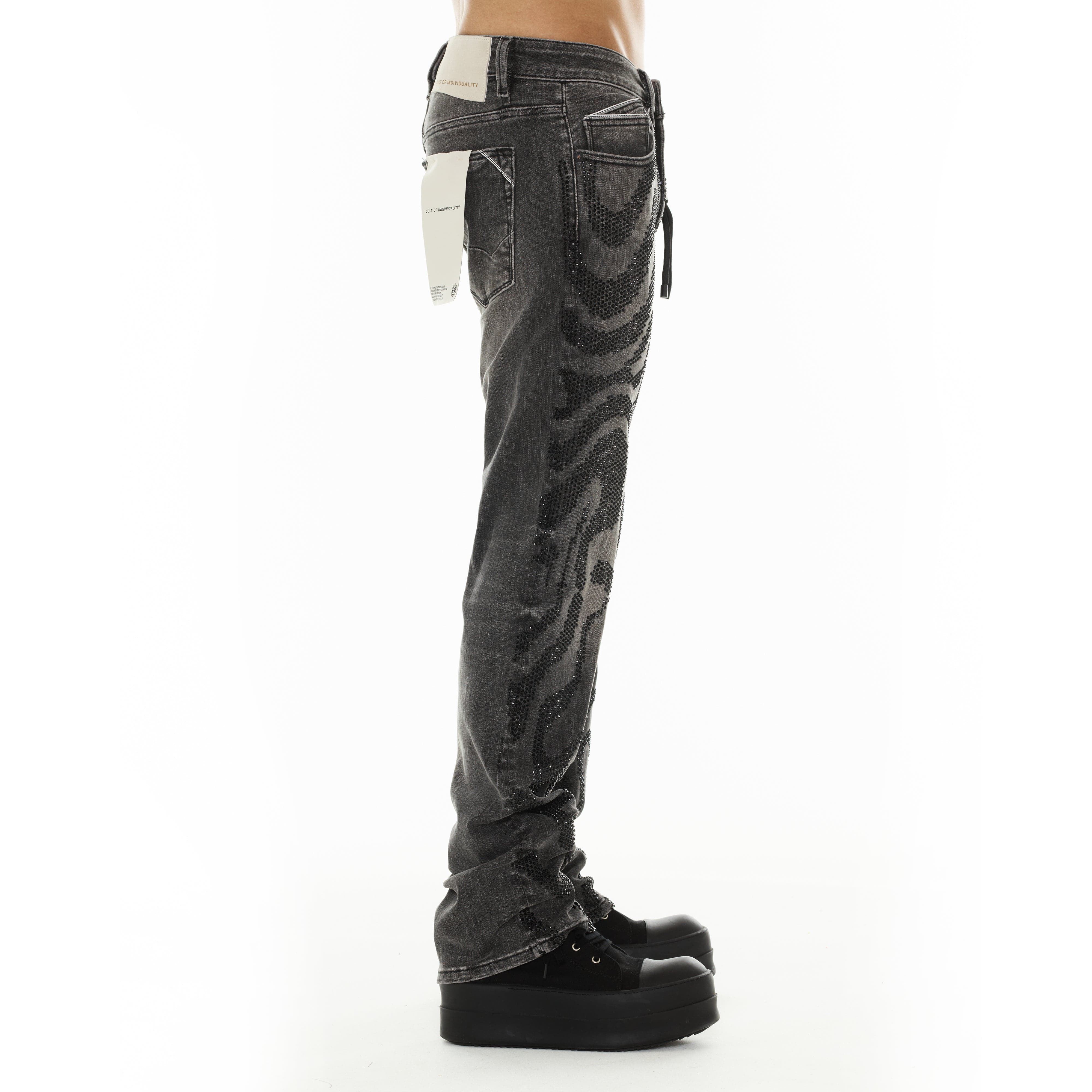 Cult's Signature Rebel Straight Jeans in Swirl - Image 4