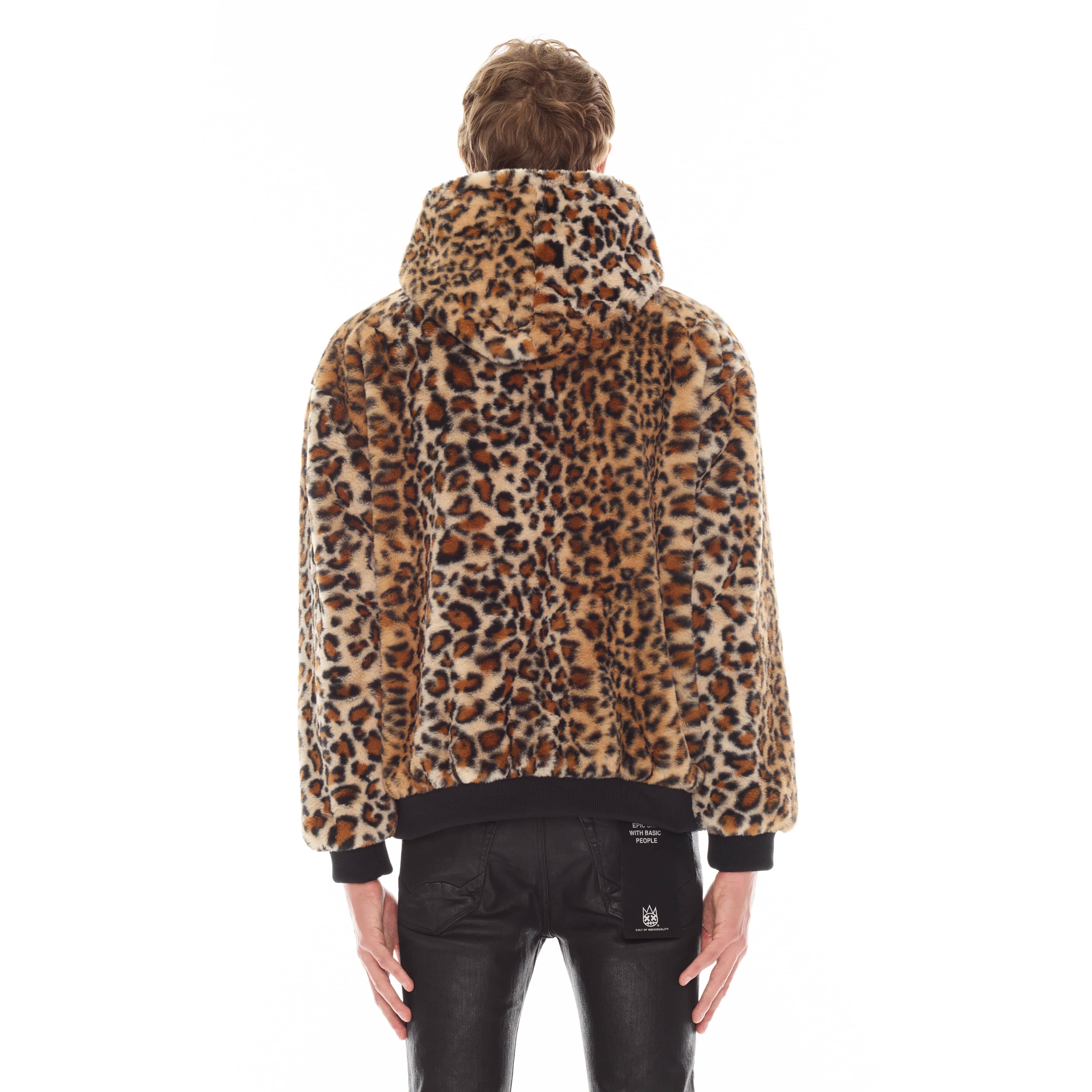 LEOPARD FAUX FUR PULL OVER - Image 2