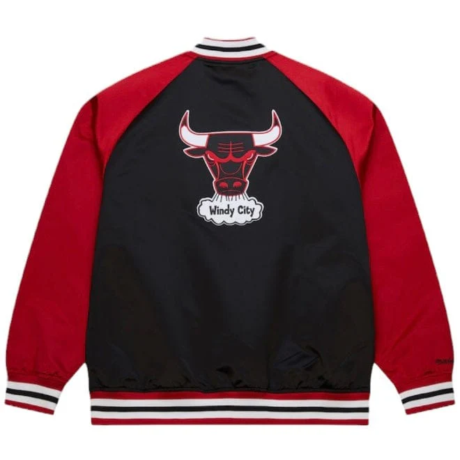 Mitchell & Ness Chicago Bulls Double Clutch Lw Satin Jacket (Black/Scarlet) - Image 2