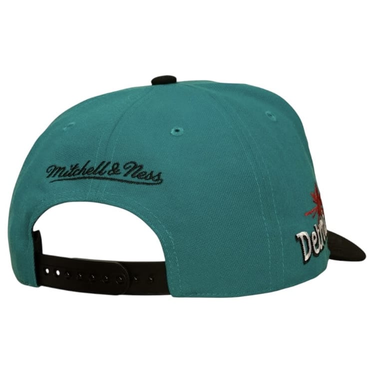 Mitchell & Ness NBA Detroit Pistons In the City Snapback (Teal/Black) - Image 2