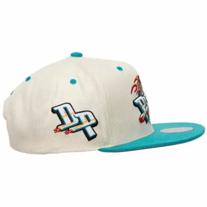 Mitchell & Ness NBA Detroit Pistons Sail 2 Tone Hwc Snapback (Off White/Teal) - Image 3