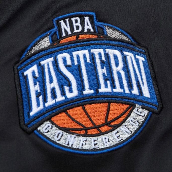 Mitchell & Ness NBA Toronto Raptors Heavyweight Satin Jacket (Black) - Image 3