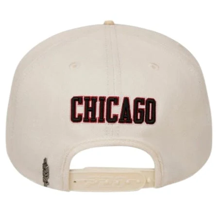 Pro Standard Chicago Bulls Wordmark Logo Wool Snapback (Eggshell) - Image 4