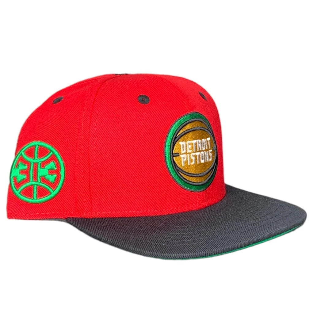 Pro Standard Detroit Pistons Team Flips Snapback (Red/Black) BDP7514531-RBK - Image 2